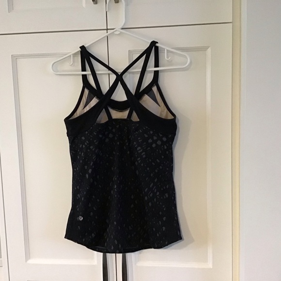 Lululemon tank top - Picture 2 of 6